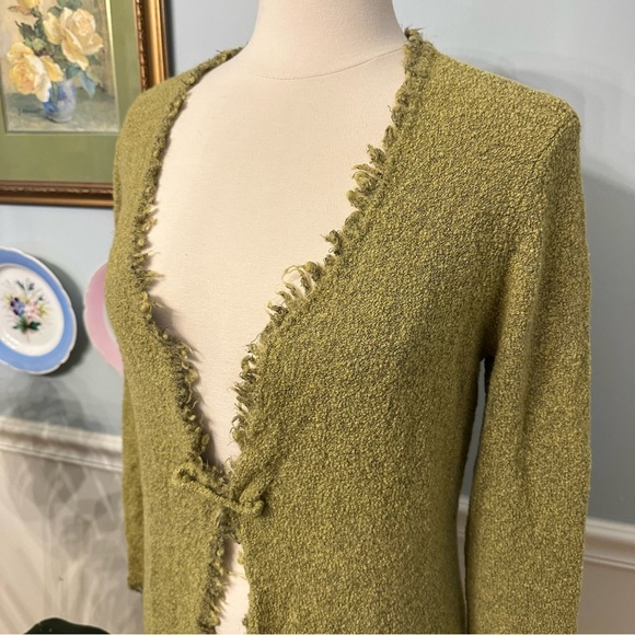 Sold out 💕 - Picture 2 of 10